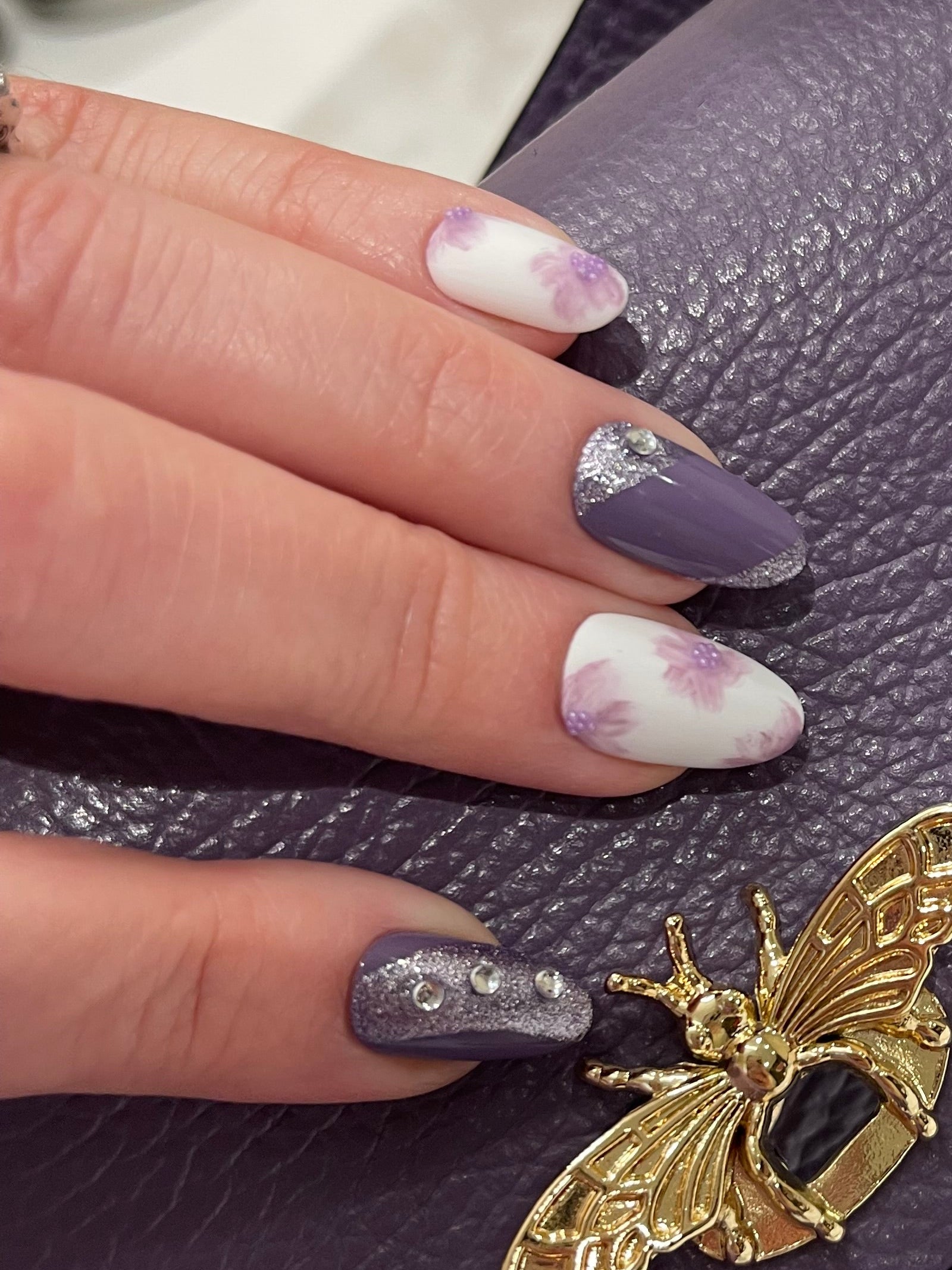 Purple flowers Press-On Nails